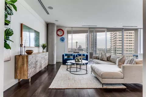 2408 Victory Park Ln #1134, Dallas, TX 75219