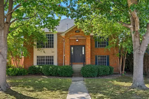 1112 Heather Ln, Carrollton, TX 75010