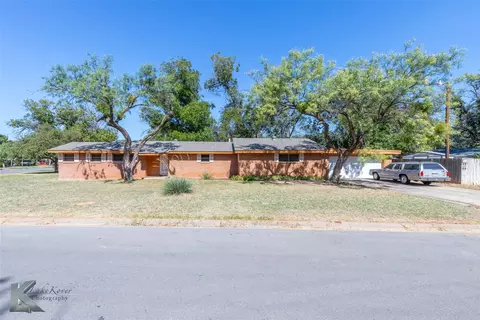 660 Westwood Dr, Abilene, TX 79603