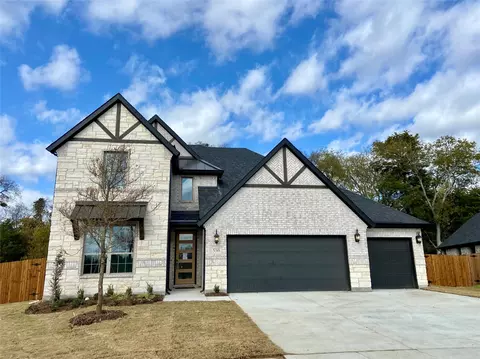 550 Aldred St, Greenville, TX 75401