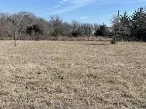 001 Denver Rd, Sunset, TX 76270 photo 4
