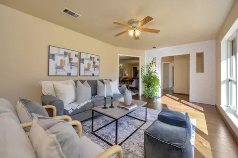 1761 Cynthia Ln, Hurst, TX 76054