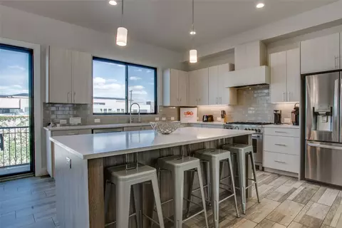 410 Melba St #3, Dallas, TX 75208
