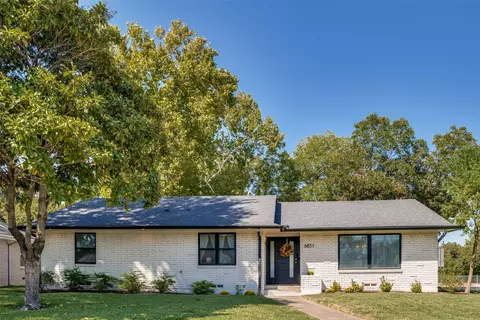 6851 Whitehill St, Dallas, TX 75231