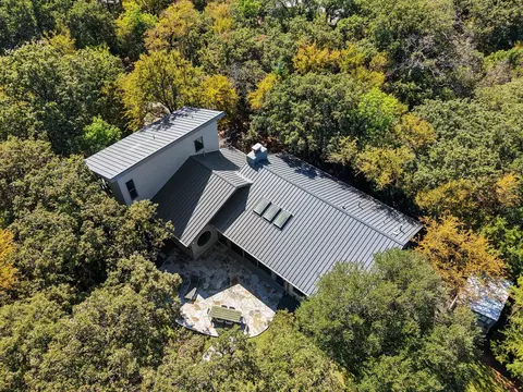 20 Horseshoe Dr, Highland Village, TX 75077