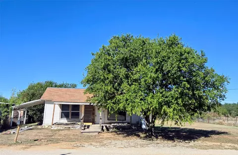 405 1st St, Ranger, TX 76470