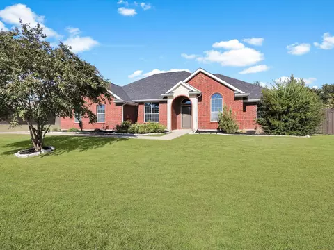105 James St, Royse City, TX 75189