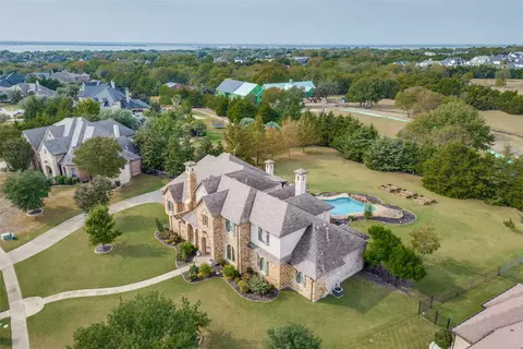 402 Wyndemere Blvd, Heath, TX 75032