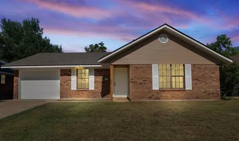 5307 Mulberry Dr, Bossier City, LA 71112