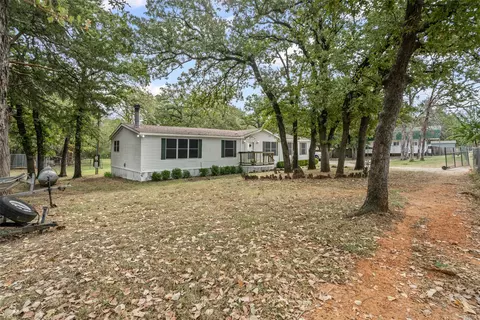 309 Forestwood Dr, Alvarado, TX 76009