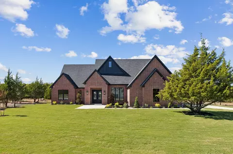 3031 Stonebriar, Waxahachie, TX 75165