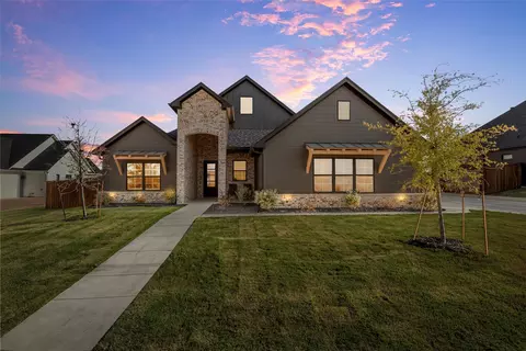 12015 Sequoia Ln, Woodway, TX 76712