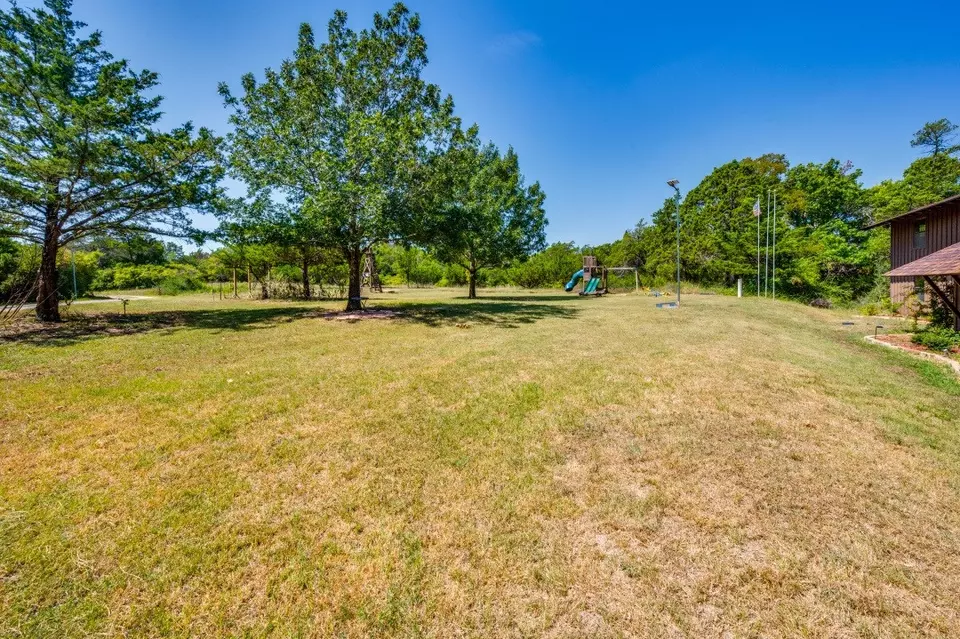 Exterior - 539 N Duncanville Rd, Cedar Hill, TX 75104 photo 6 of 6