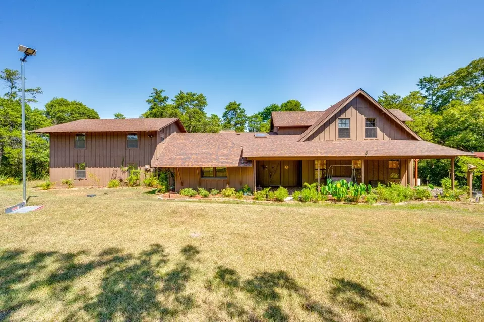 Exterior - 539 N Duncanville Rd, Cedar Hill, TX 75104 photo 1 of 6
