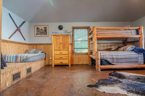 Bedroom - 1294 River Rd, Colbert, OK 74733 photo 4 of 5