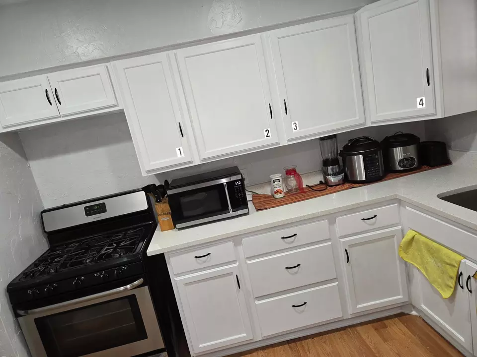 Kitchen - 242 Cober, Grand Prairie, TX 75051 photo 1 of 2