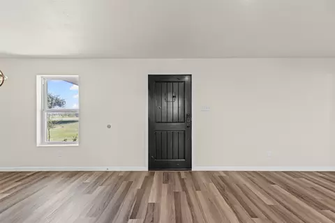 Entry Way - 610 Mcvoid Rd, Springtown, TX 76082 photo 1 of 1