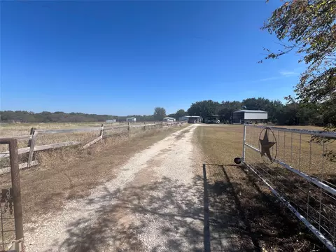 6604 Aransas Ct, Lipan, TX 76462