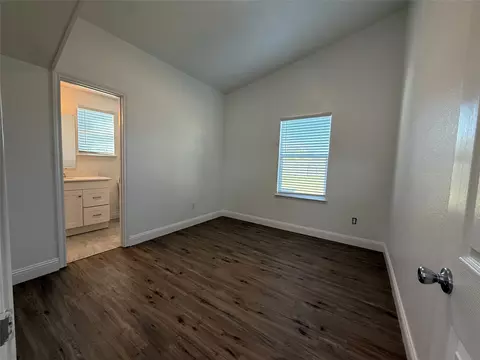 Bedroom - 160 Summit Dr, Springtown, TX 76082 photo 1 of 3