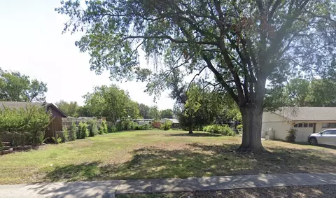 13904 Heartside Pl, Farmers Branch, TX 75234