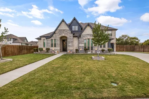 2201 Moon Dance Ln, Midlothian, TX 76065