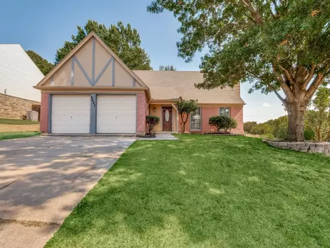 4621 Pendleton Ct, Grand Prairie, TX 75052