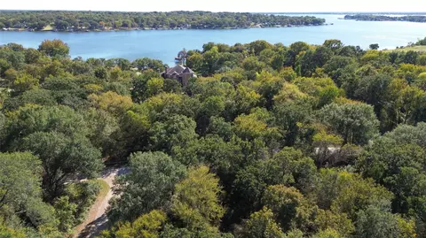 199 Coahoma St, Mabank, TX 75156