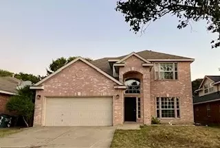 720 Fox Run Trl, Saginaw, TX 76179