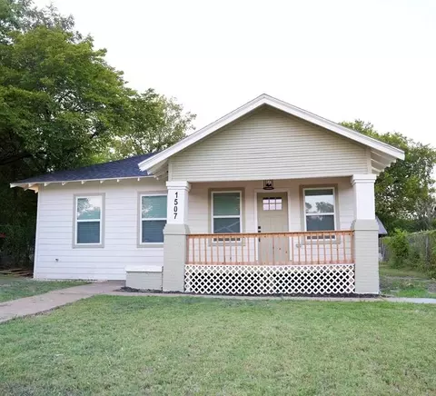1507 E Maddox Ave, Fort Worth, TX 76104