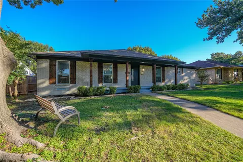 7837 Alto Caro Dr, Dallas, TX 75248