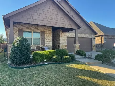 600 Caudle Ln, Savannah, TX 76227