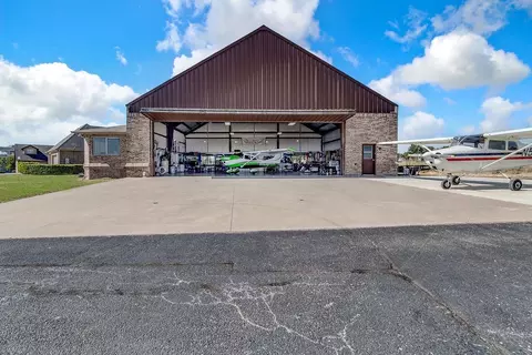 117 Citation Dr, Cresson, TX 76035