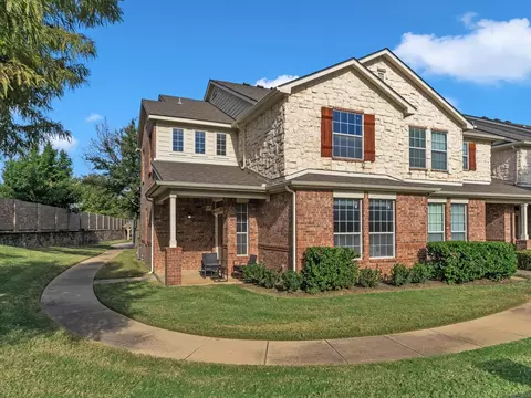 2710 Denali Park Dr, Grand Prairie, TX 75050