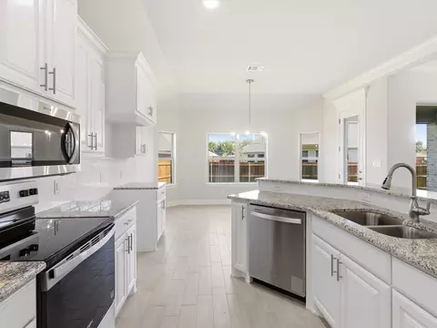 Kitchen - 724 Raylan St, Springtown, TX 76082 photo 4 of 4