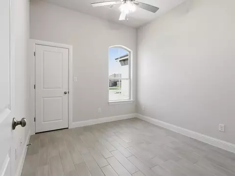 Bedroom - 724 Raylan St, Springtown, TX 76082 photo 3 of 4