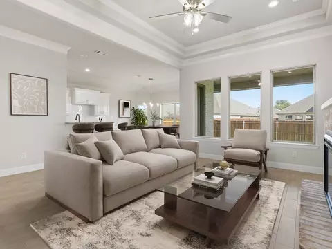 Living - 724 Raylan St, Springtown, TX 76082 photo 1 of 6