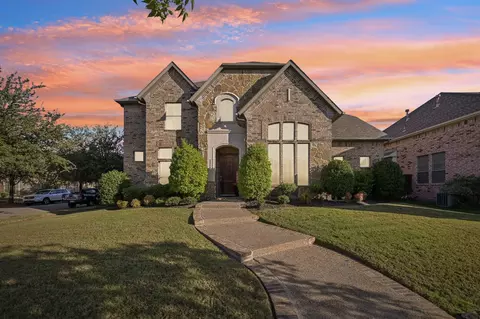 2325 Shoreham Cir, Lewisville, TX 75056