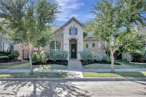 1212 Blue Lake Blvd, Arlington, TX 76005