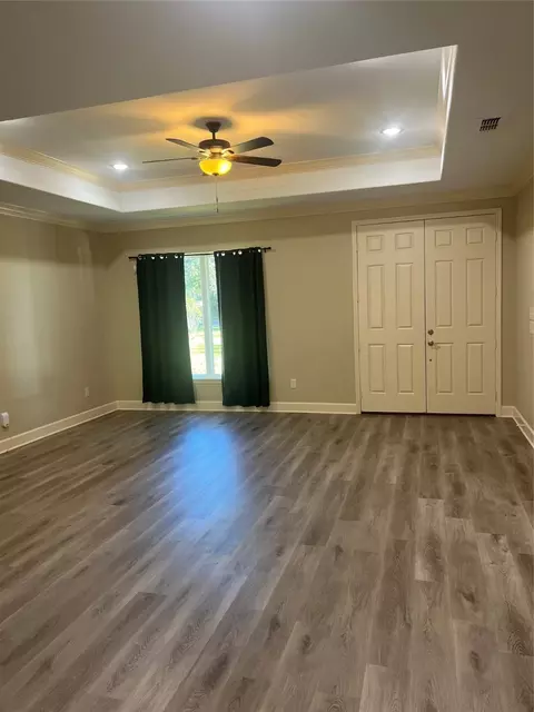 2307 Smith Dr, Longview, TX 75605 photo 3