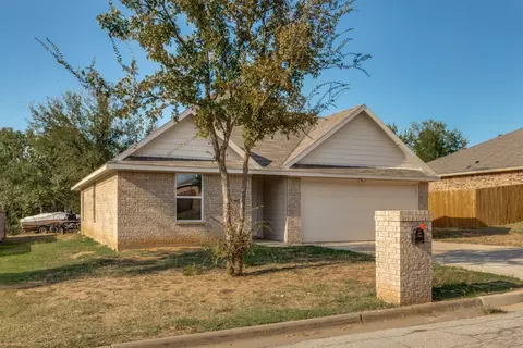 1517 Jacqueline Ln, Graham, TX 76450