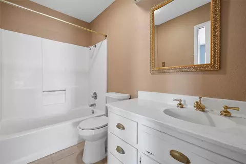Bath - 3343 Chimney Place Dr, Waco, TX 76708 photo 2 of 2