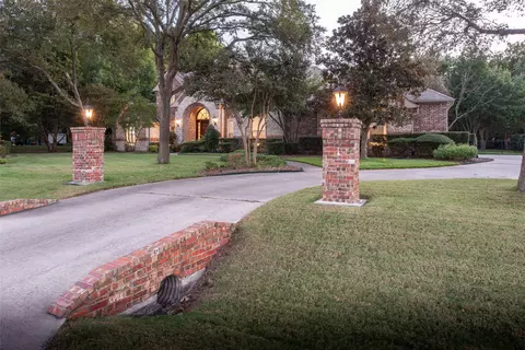 950 Foxdale, Fairview, TX 75069