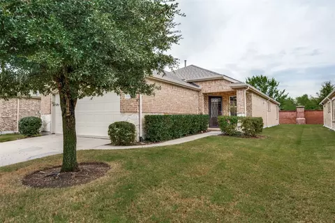 8040 Cool River Dr, Frisco, TX 75036