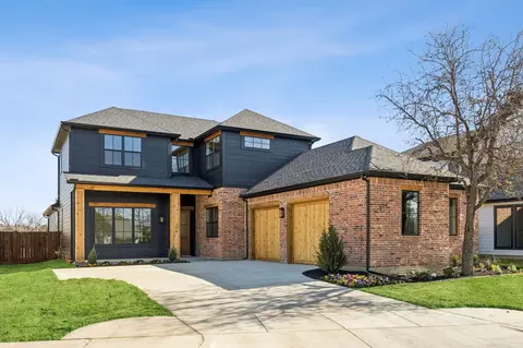 206 Pecan St, Roanoke, TX 76262