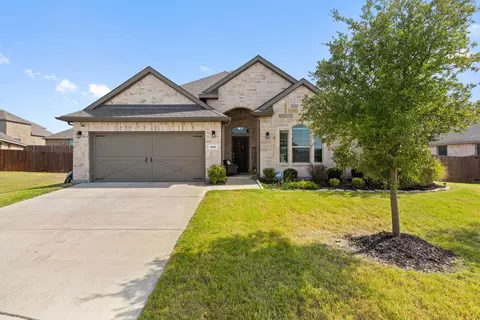 622 Grove Park Ln, Midlothian, TX 76065