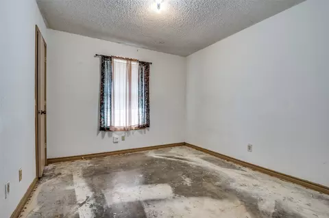 305 Apache Dr, Glenn Heights, TX 75154 photo 11