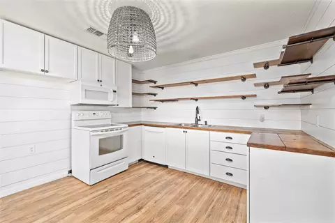 Kitchen - 505 E Walcott Ave, Comanche, TX 76442 photo 1 of 1