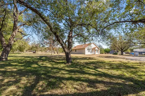 Exterior - 505 E Walcott Ave, Comanche, TX 76442 photo 9 of 9