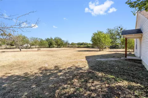 Exterior - 505 E Walcott Ave, Comanche, TX 76442 photo 8 of 9