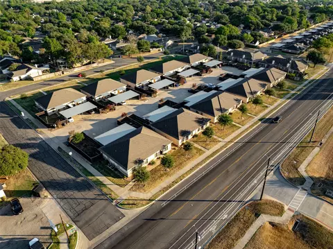 2300-2338 Century Dr, Waco, TX 76712